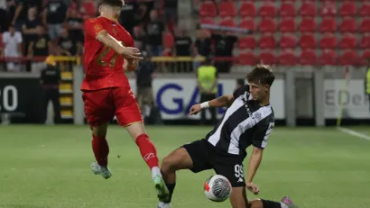 Dragan Čubra (Napredak) i Bogdan Kostić (Partizan)